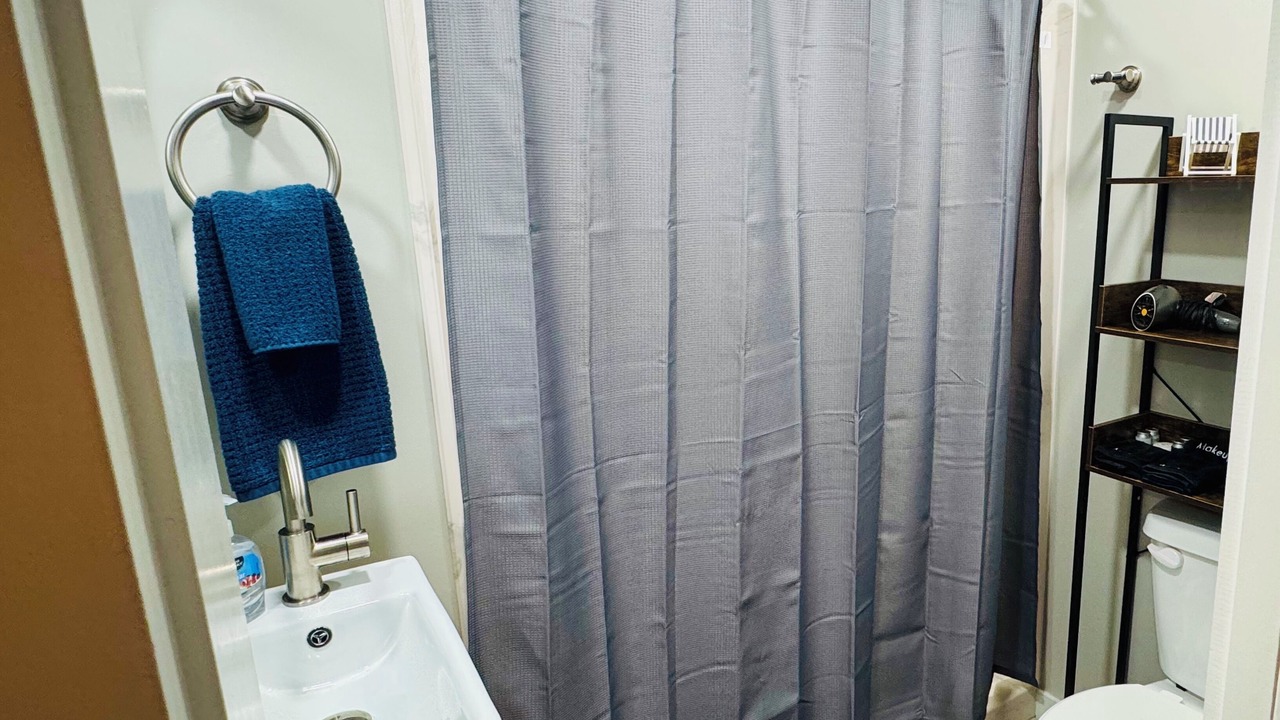 Photo of Bathroom in Pryor