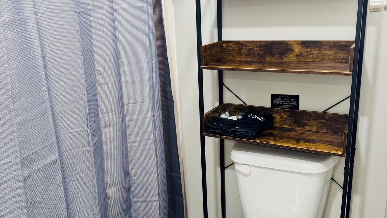 Photo of Bathroom in Pryor