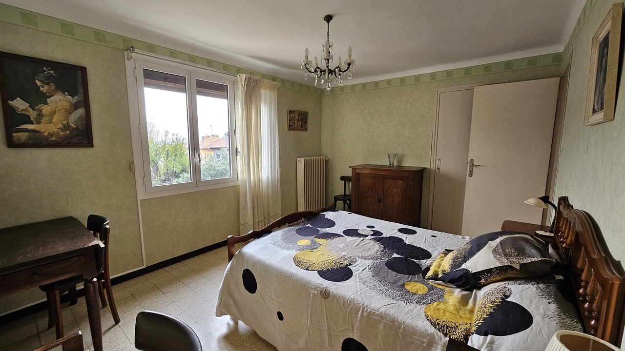 Photo of Bedroom in Saint-Esteve