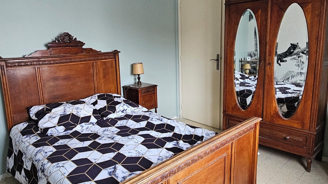 Photo of Bedroom in Saint-Esteve