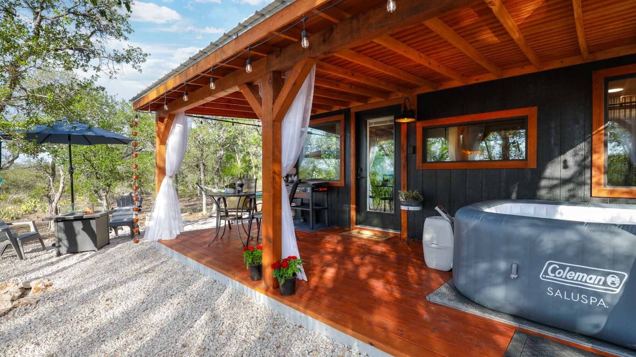 Photo of Outdoor in Hondo