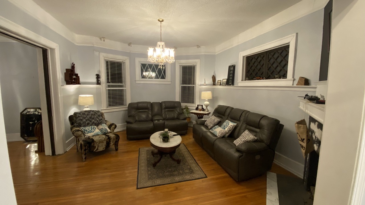 Photo of Livingroom in Petersburg