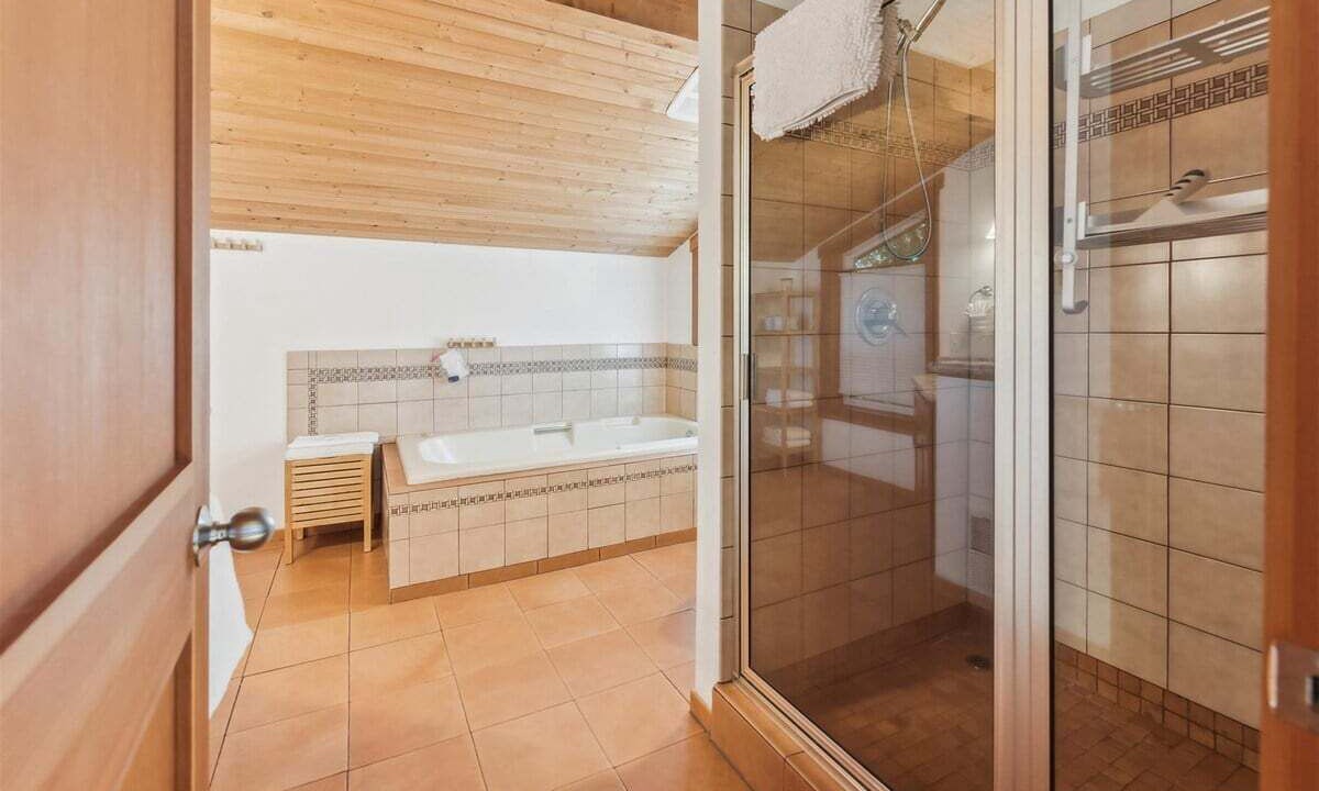 Photo of Bathroom in Arch Cape