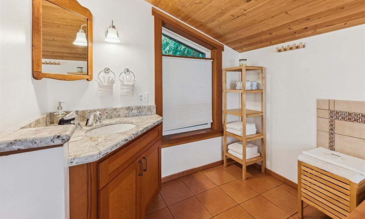 Photo of Bathroom in Arch Cape