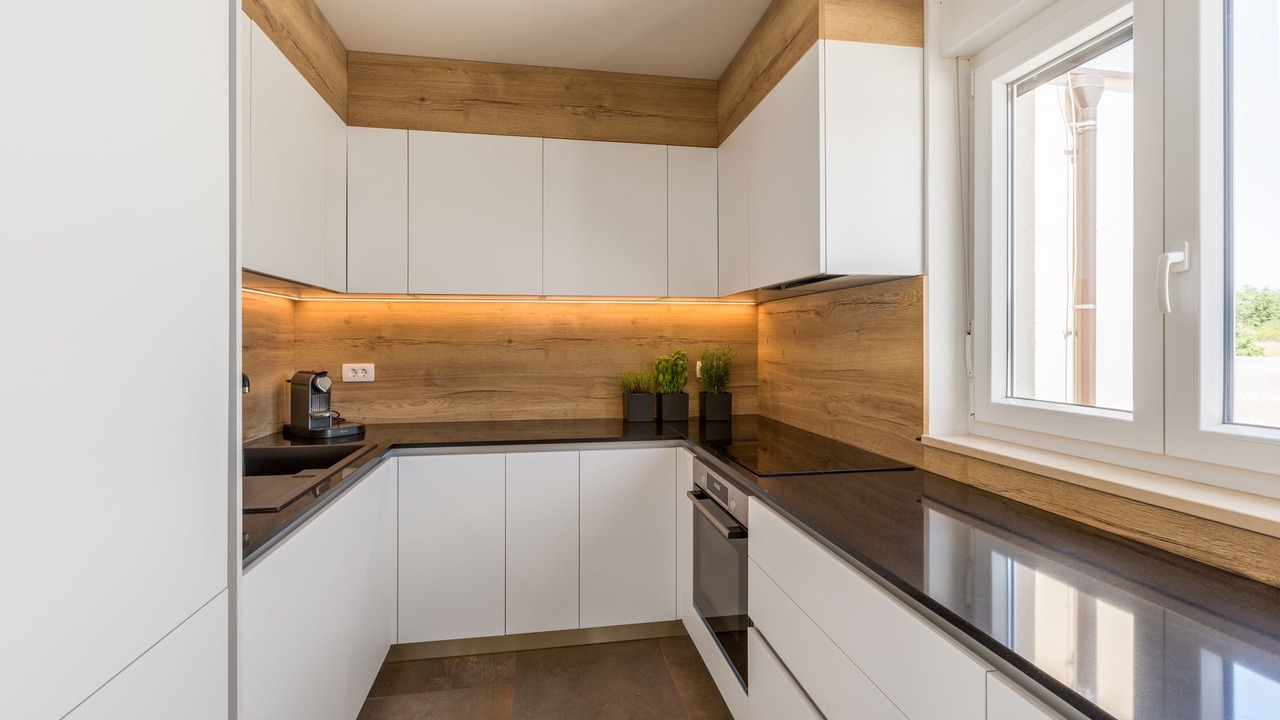 Photo of Kitchen in Tar