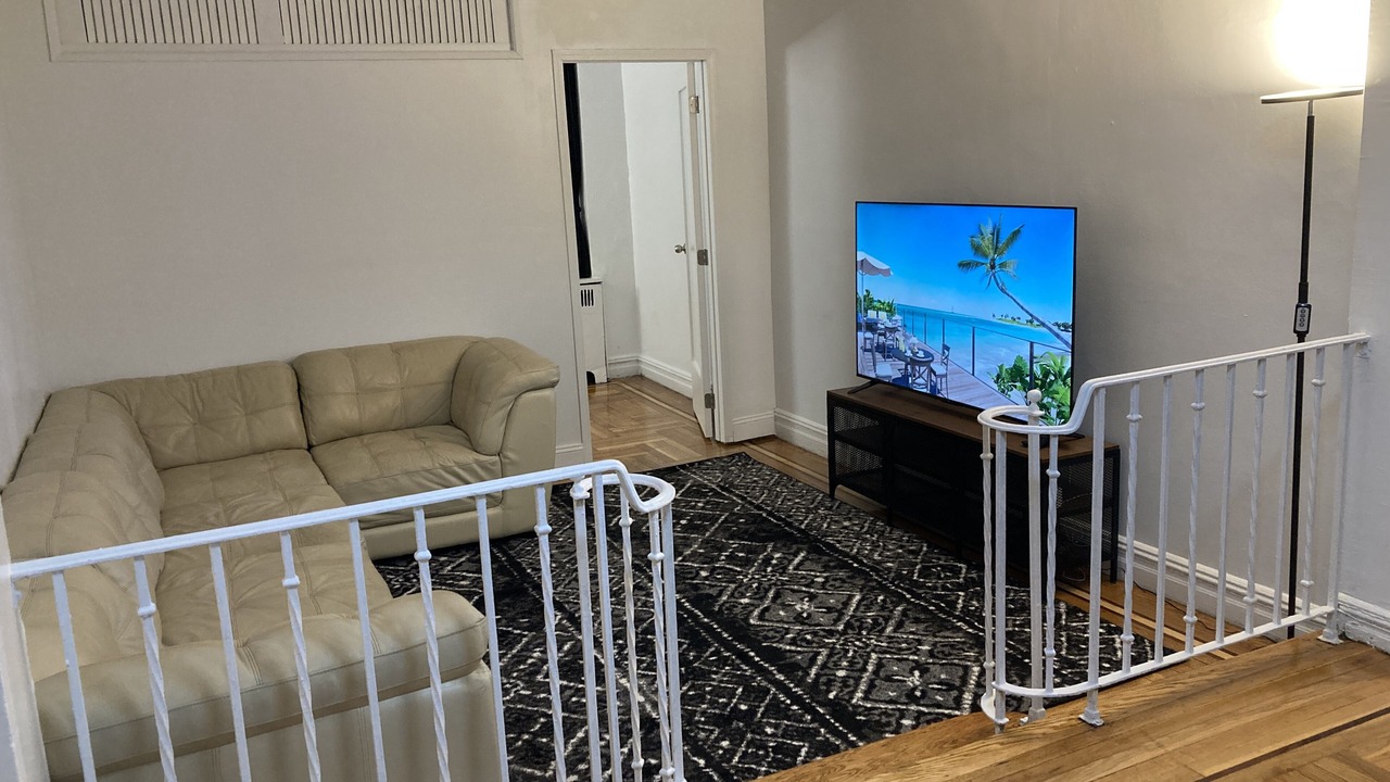 Photo of Livingroom in West Bronx