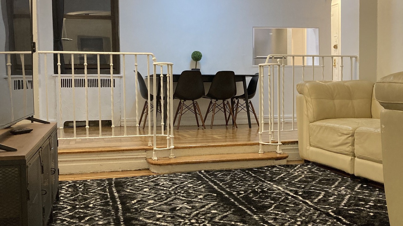 Photo of Livingroom in West Bronx