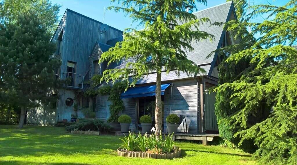 Photo of Outdoor in La Lande-Saint-Leger