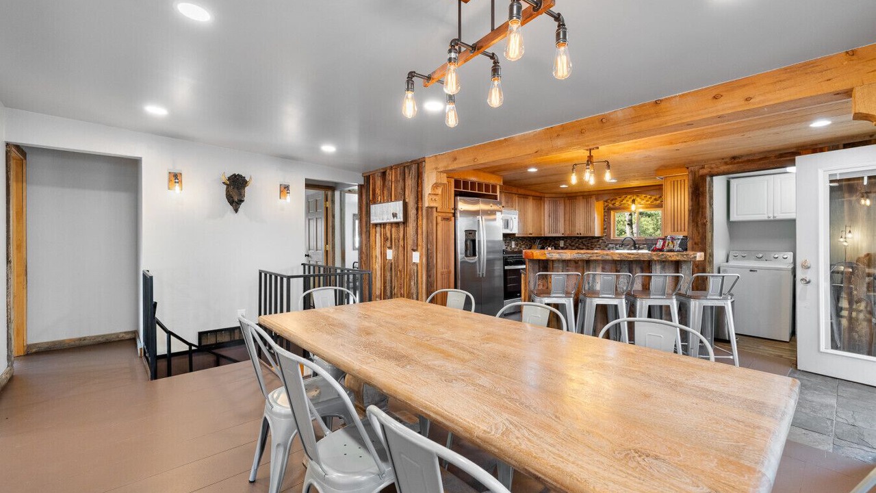 Photo of Others in Custer