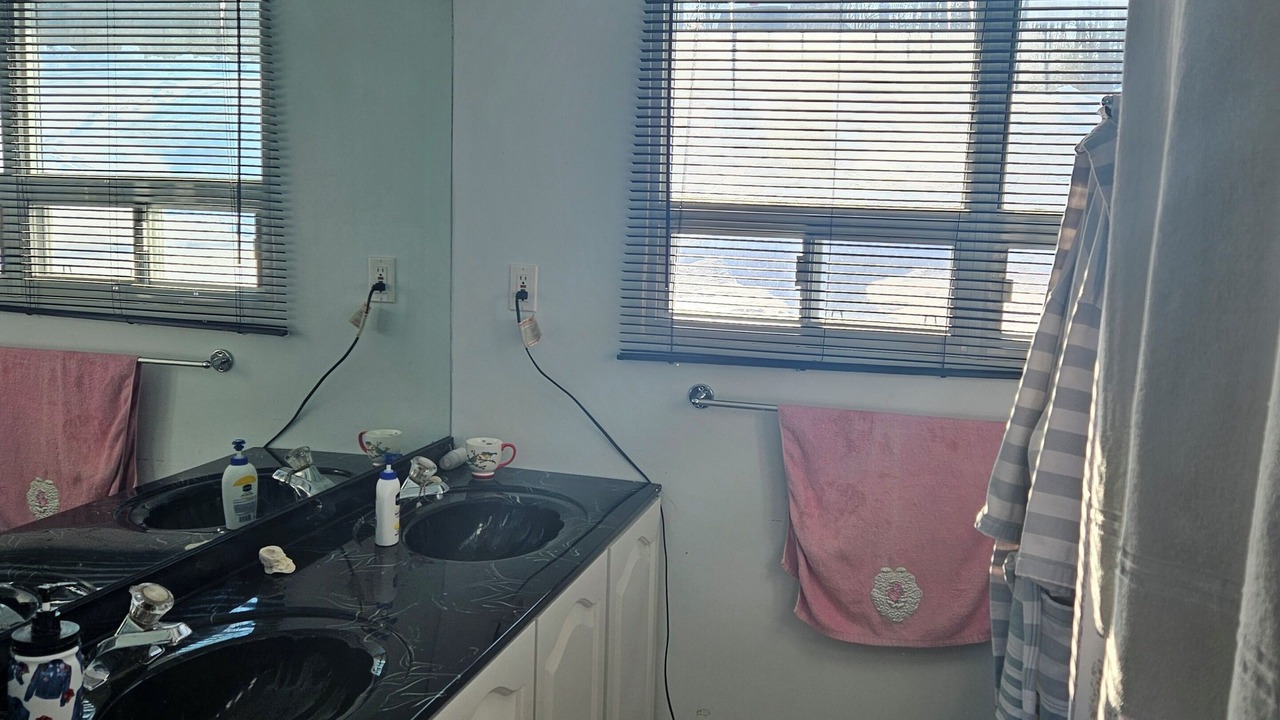 Photo of Bathroom in Campbellford