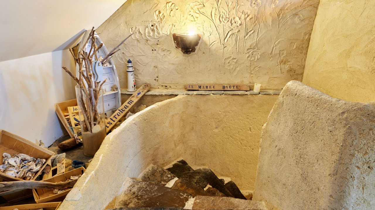 Photo of Bathroom in Surville