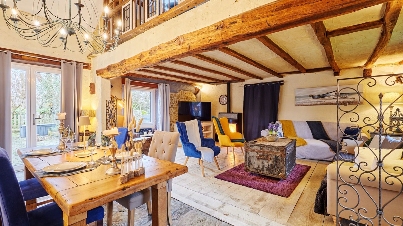 Photo of Bedroom in Surville