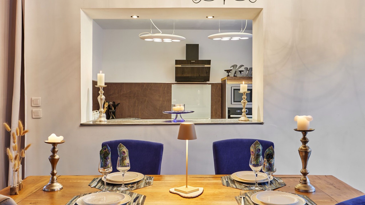 Photo of Bedroom in Surville