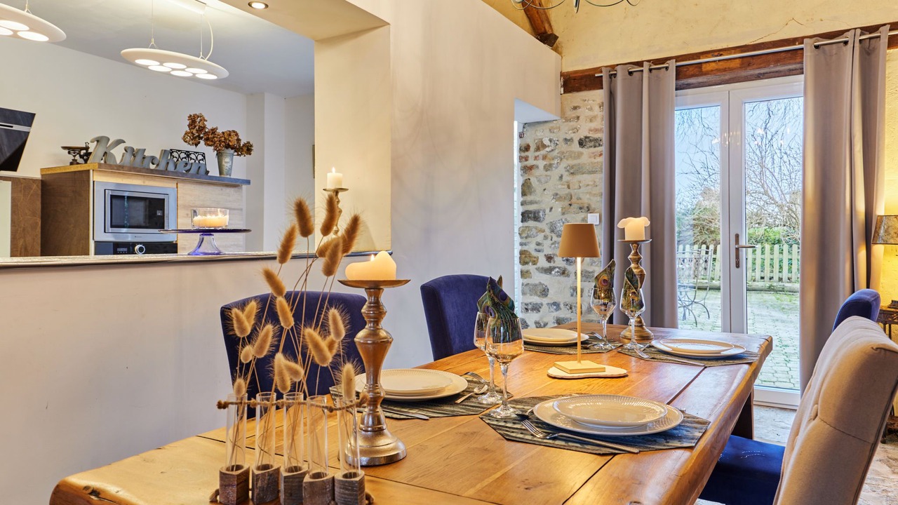 Photo of Bedroom in Surville