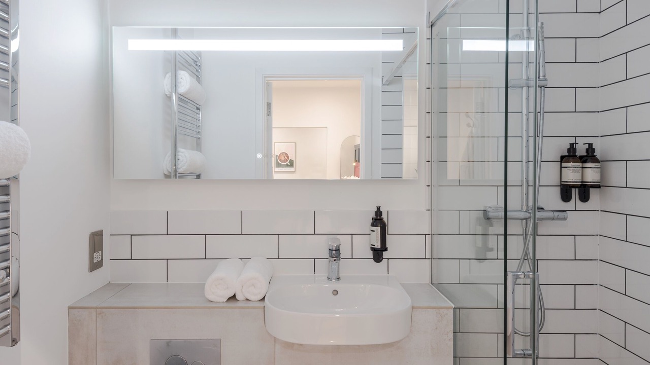 Photo of Bathroom in Tooting