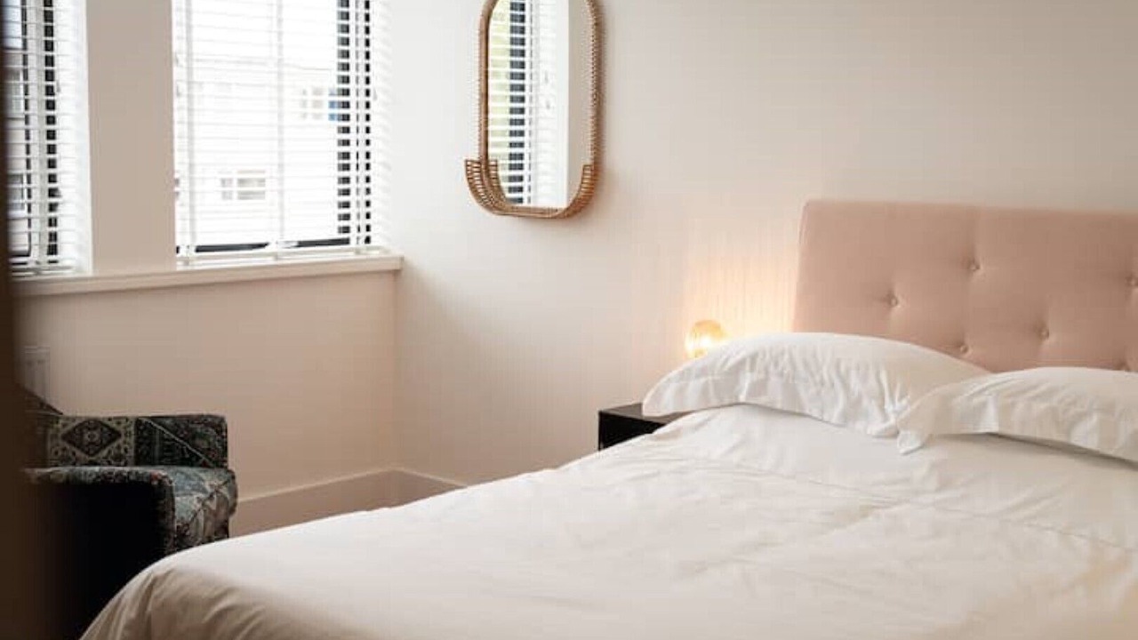 Photo of Bedroom in Windsor City Centre