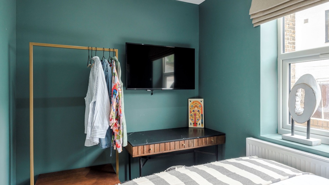 Photo of Bedroom in Askew