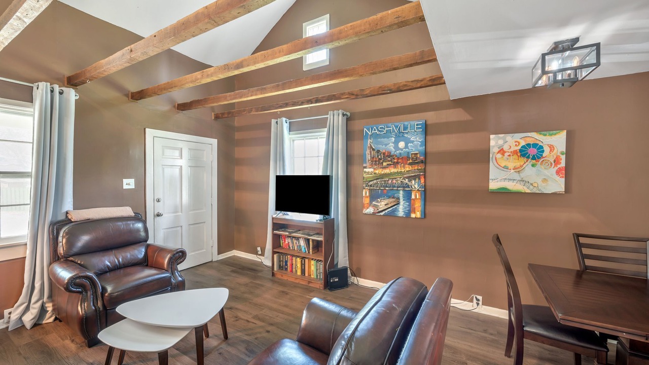 Photo of Livingroom in Bellevue