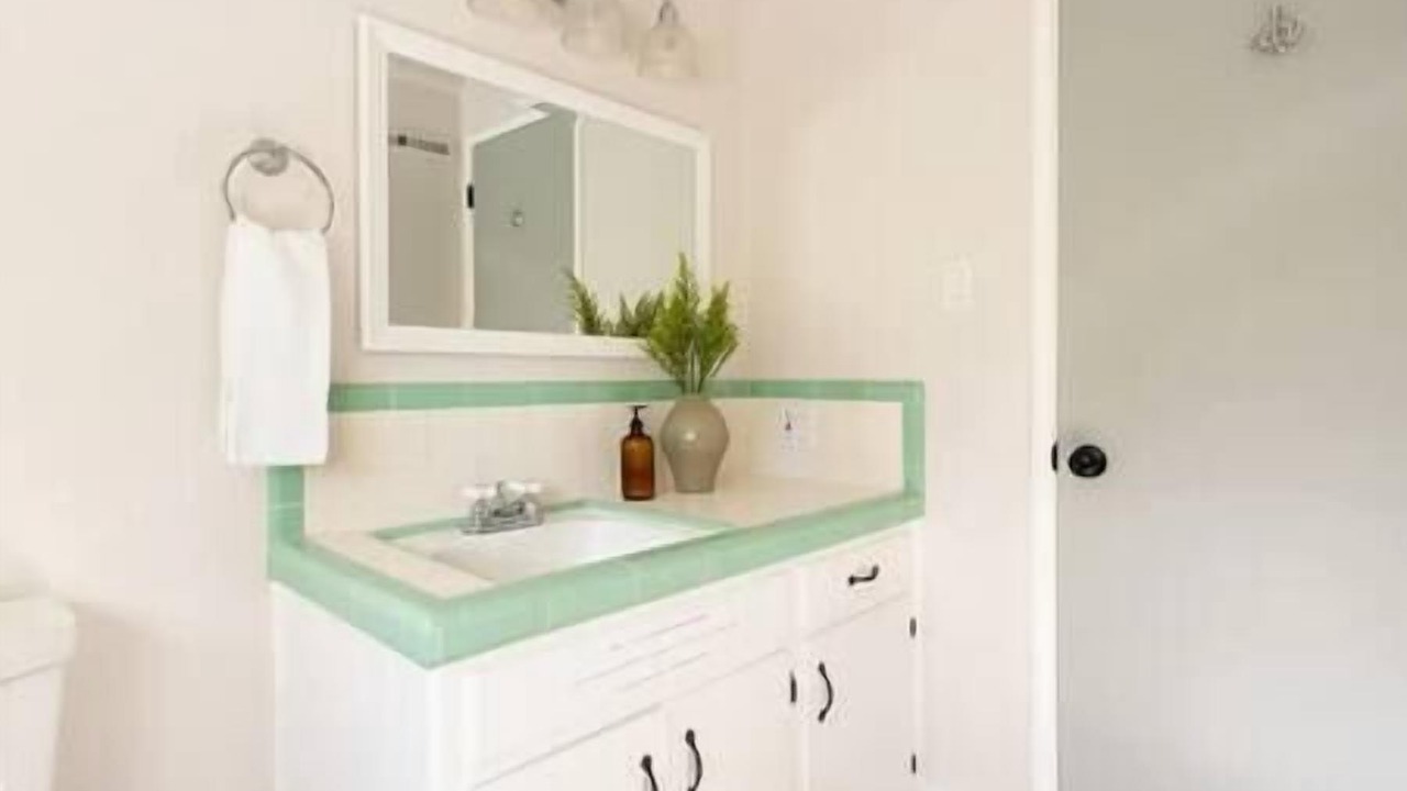 Photo of Bathroom in Bennett Valley