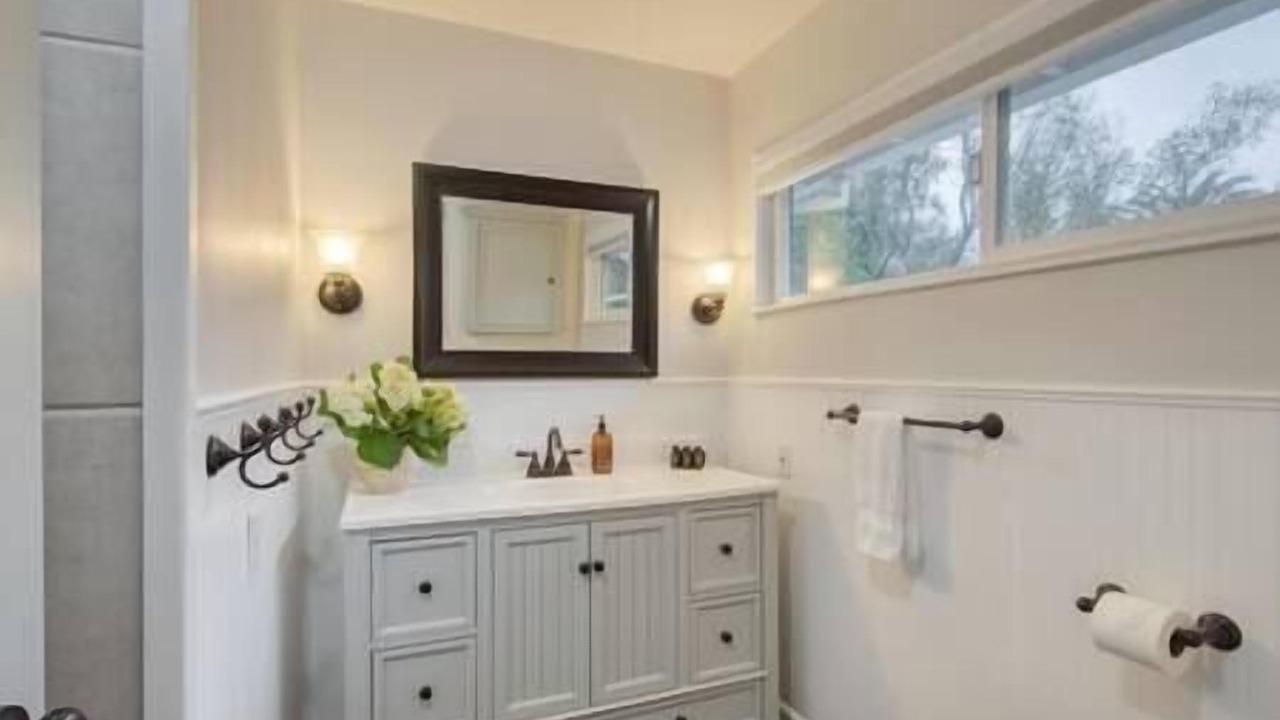 Photo of Bathroom in Bennett Valley