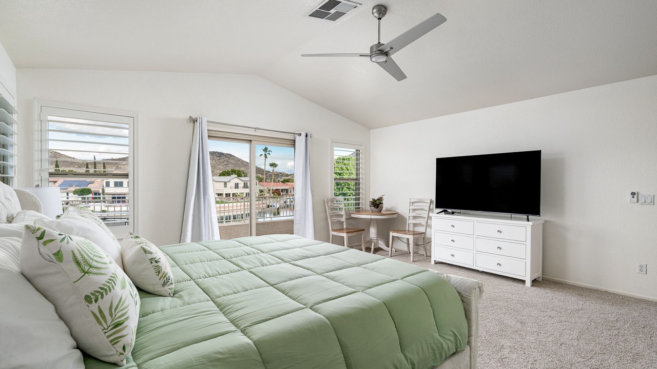 Photo of Bedroom in Mohawk HOA