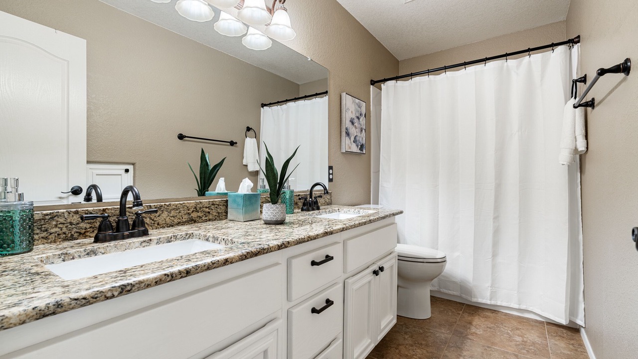 Photo of Bathroom in Mohawk HOA
