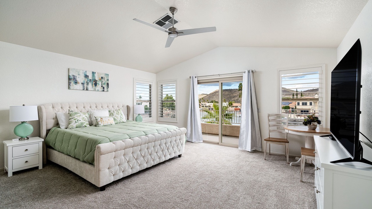 Photo of Bedroom in Mohawk HOA