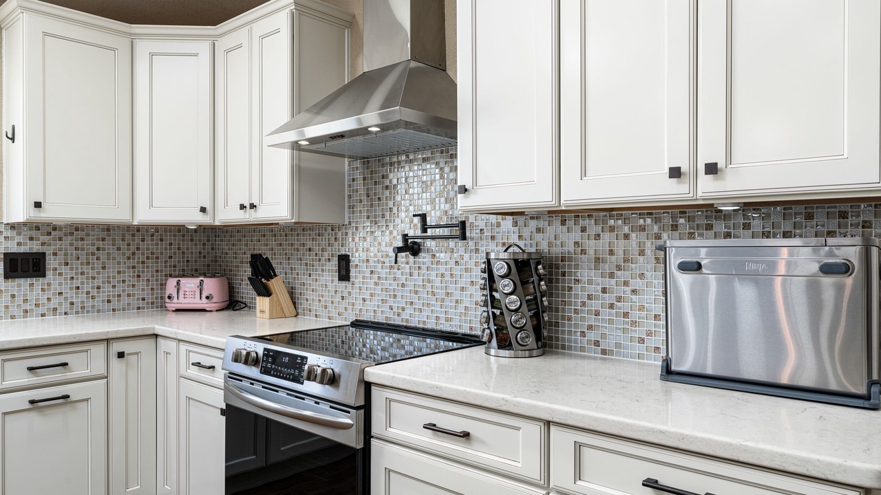 Photo of Kitchen in Mohawk HOA