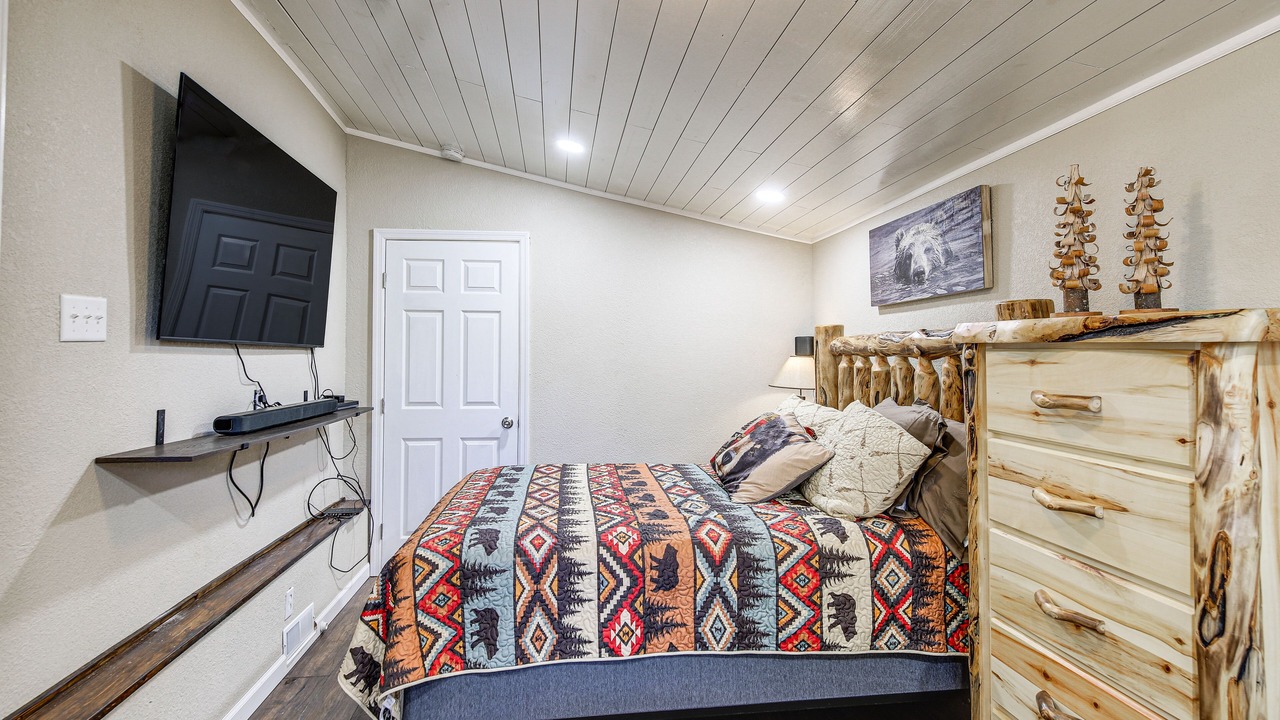 Photo of Bedroom in Kodak
