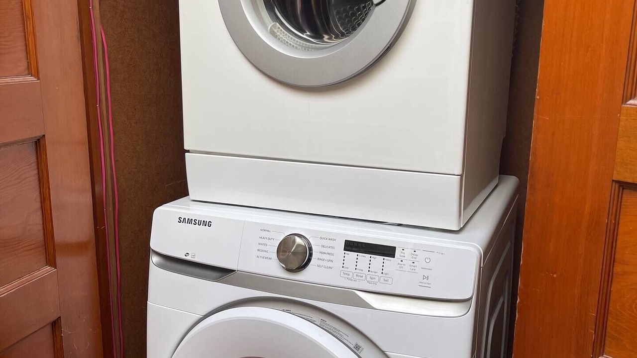 Photo of Others in Stadium District