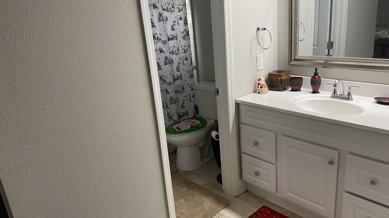 Photo of Bathroom in Pine Hills