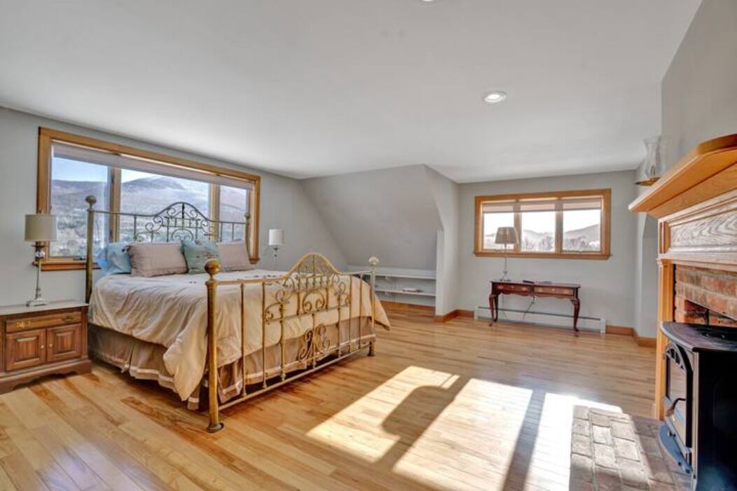 Photo of Others in Stowe Hollow