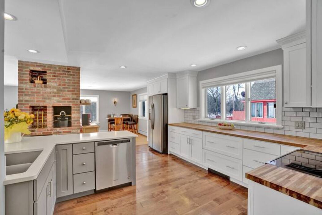 Photo of Others in Stowe Hollow