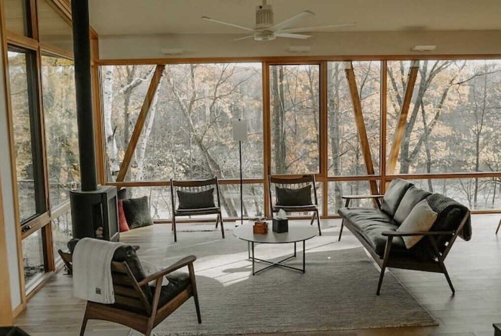 Photo of Livingroom in Clam Falls