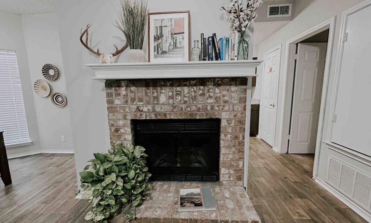 Photo of Livingroom in South Side