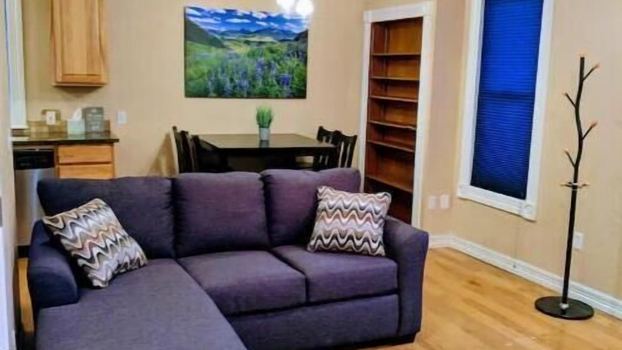 Photo of Livingroom in Golden