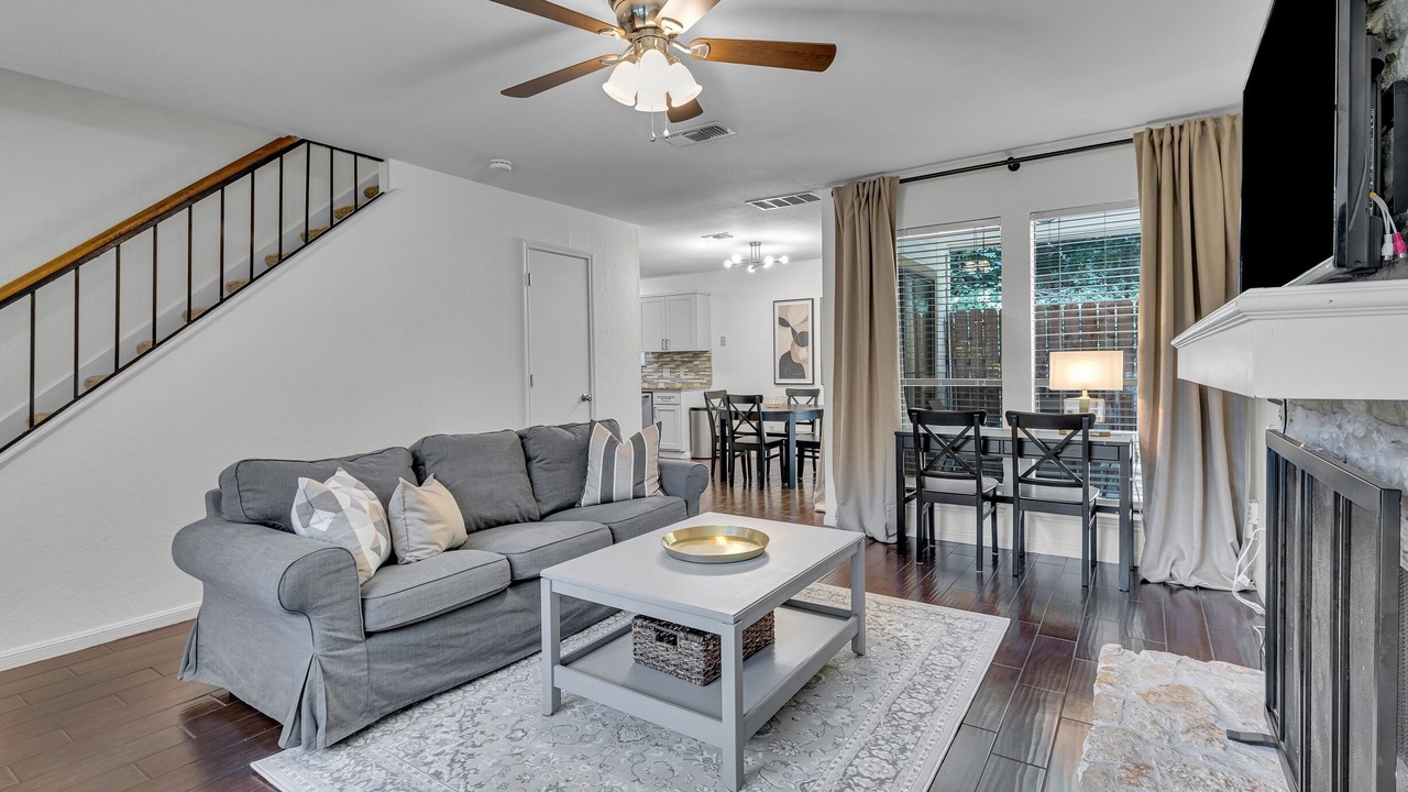Photo of Livingroom in Austin