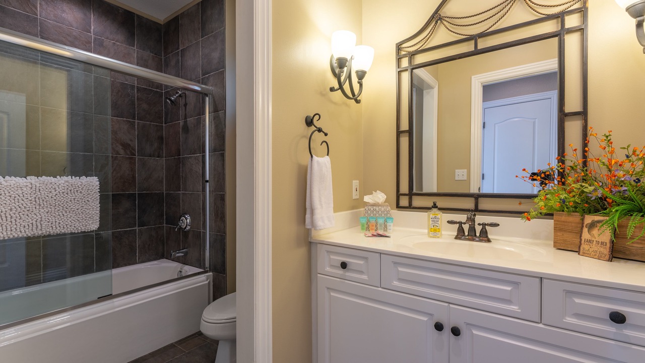Photo of Bathroom in Camdenton