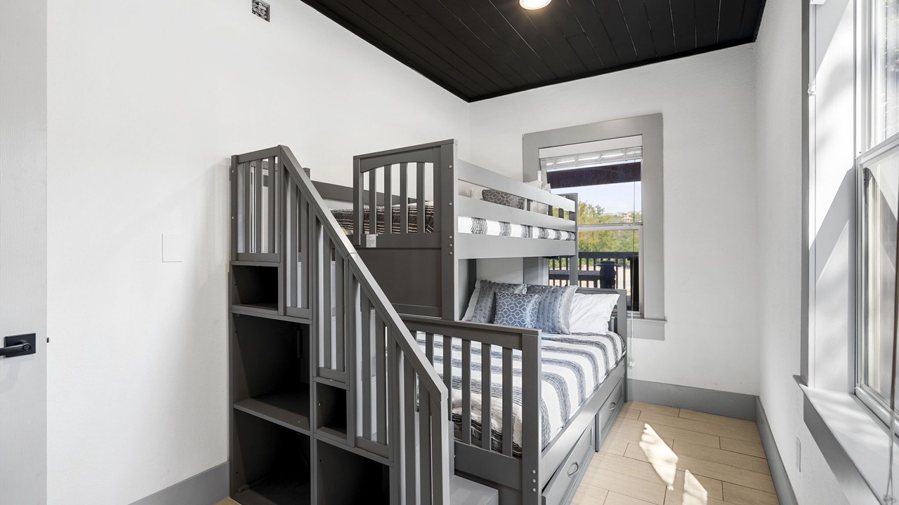 Photo of Bedroom in Big Bee Creek