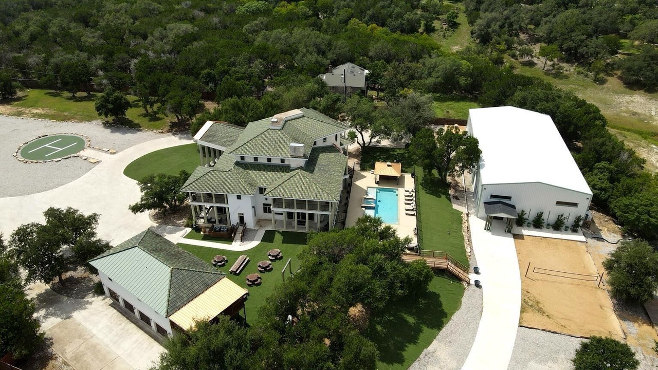 Photo of Outdoor in Hudson Bend