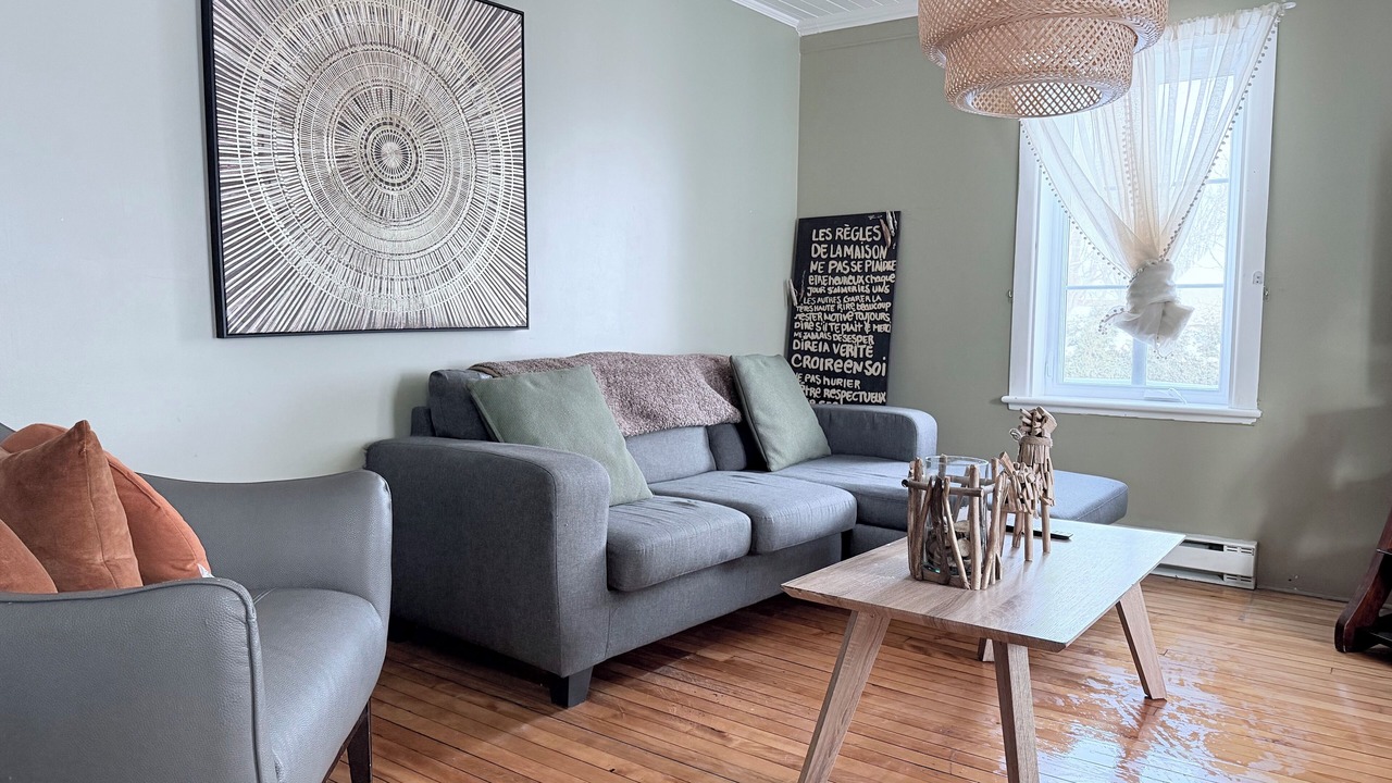 Photo of Livingroom in Deschambault-Grondines