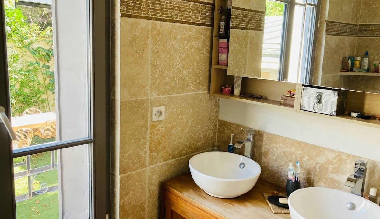 Photo of Bathroom in Silly-Gallieni