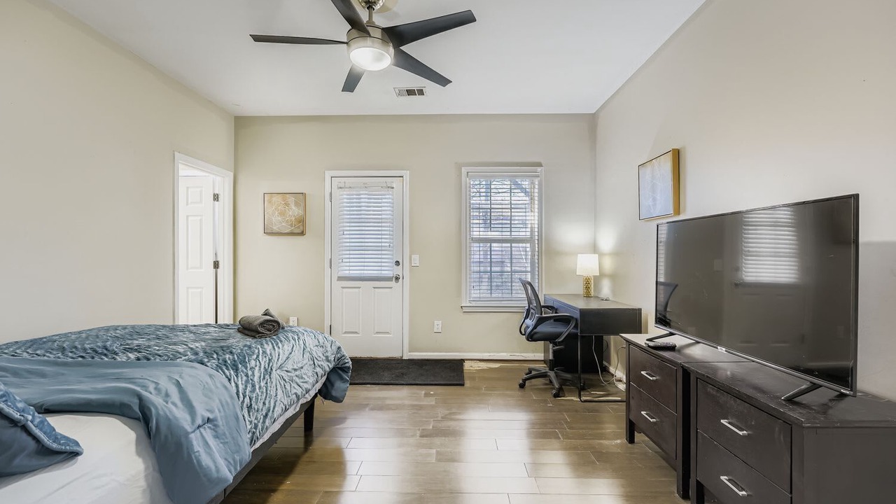 Photo of Bedroom in Tucker