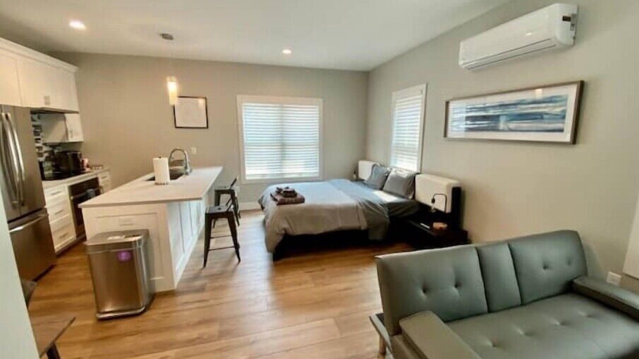 Photo of Livingroom in Central West End