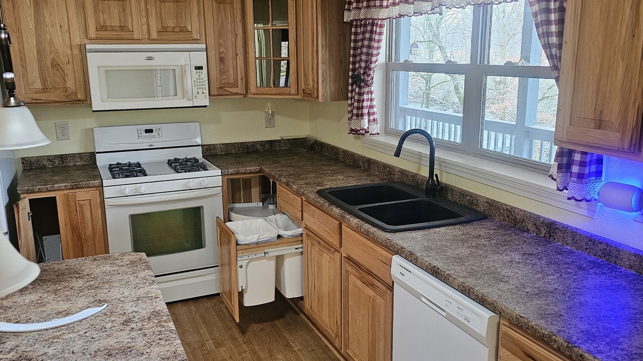 Photo of Kitchen in Brasstown