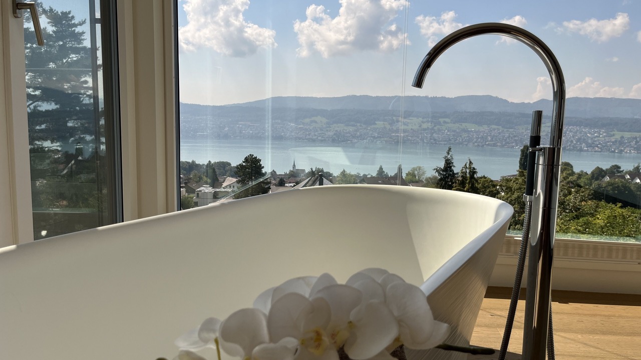 Photo of Bathroom in Meilen District