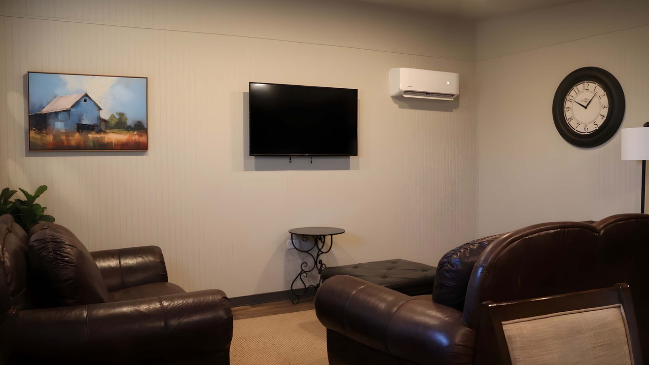 Photo of Livingroom in Floydada