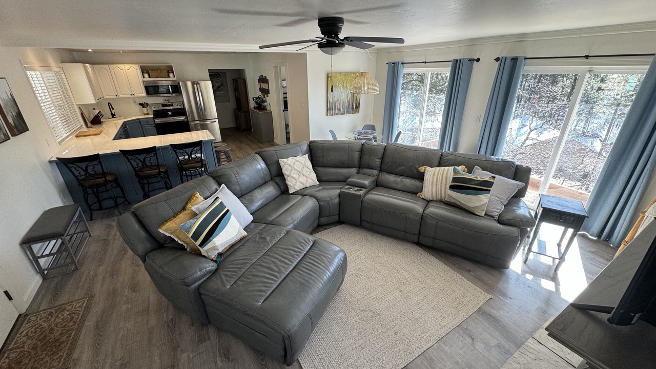 Photo of Livingroom in Bayfield