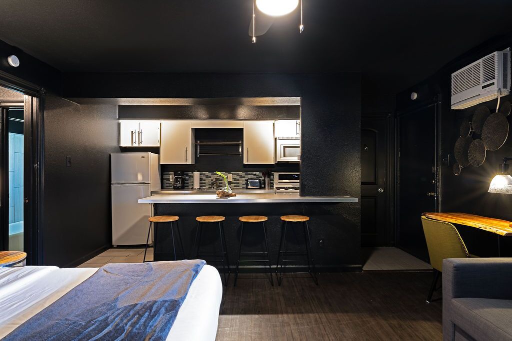 Photo of Bedroom in Neartown