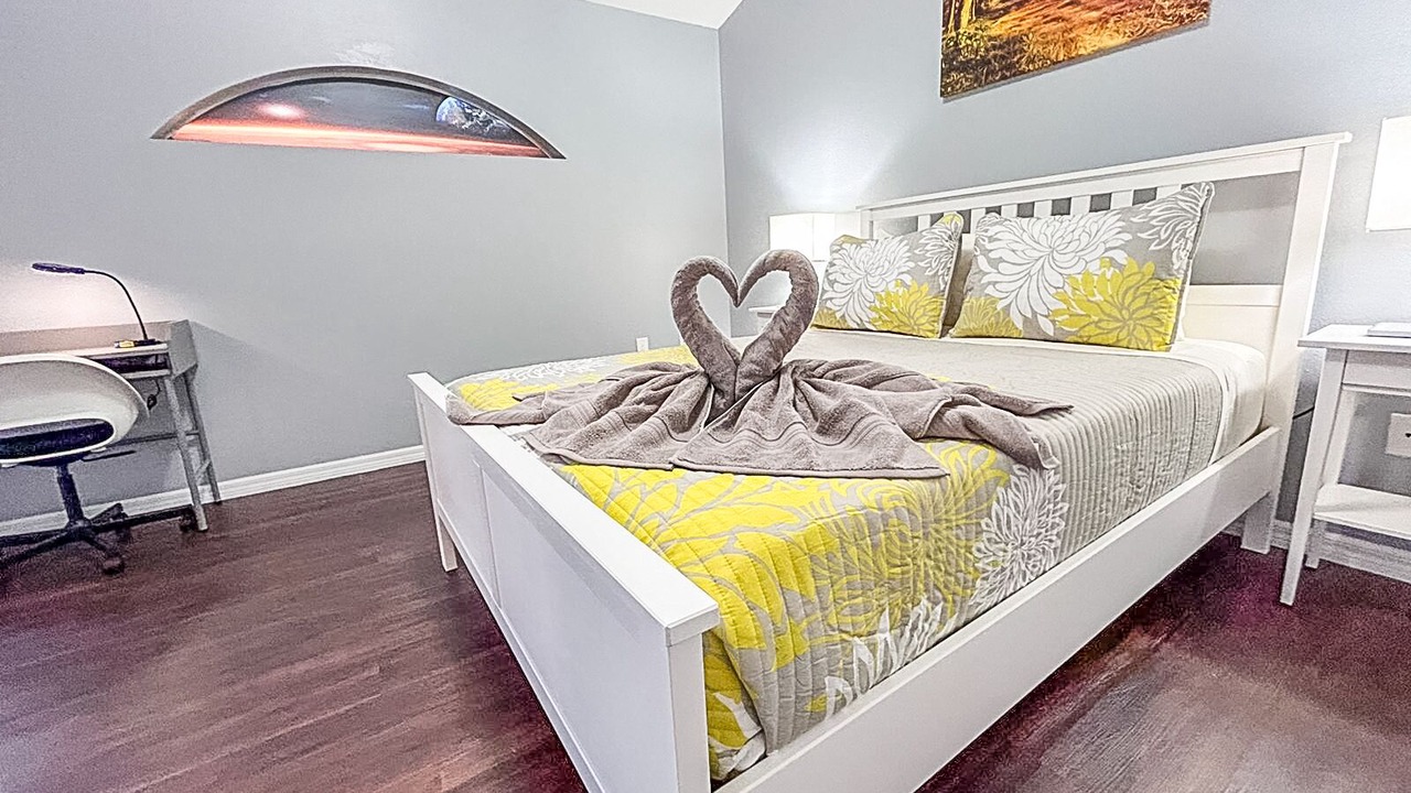 Photo of Bedroom in Eagle Pointe South